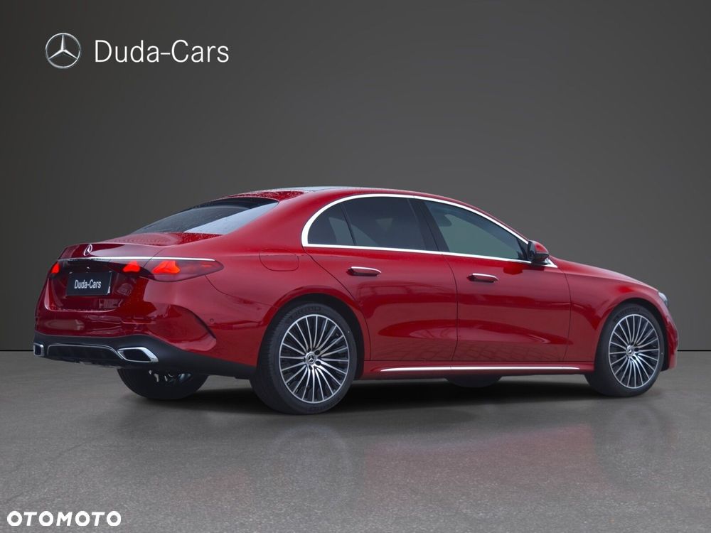 Mercedes-Benz Klasa E 200 mHEV 4-Matic AMG 9G-Tronic - 3