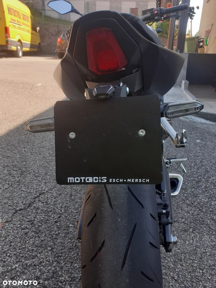 Honda CB - 15