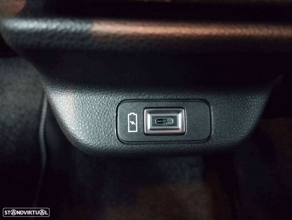 Jeep Avenger 1.2 GSE T3 Altitude - 14