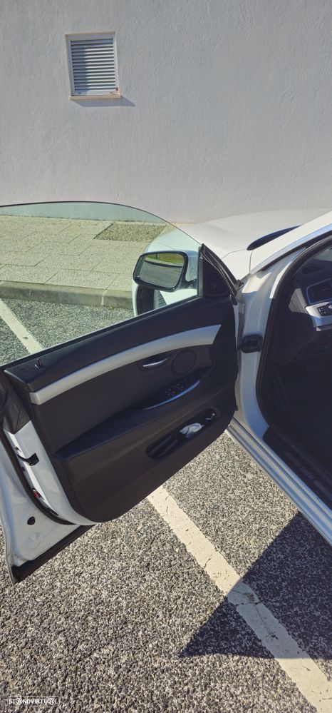 BMW 535 Gran Turismo i xDrive Aut. Modern Line - 13