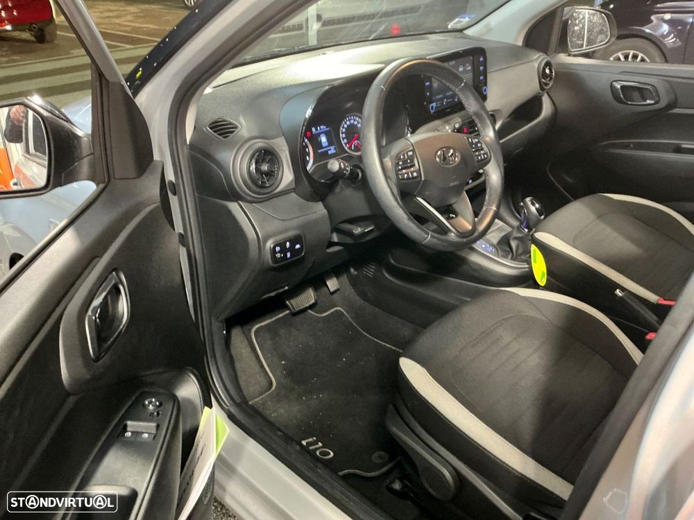 Hyundai i10 1.0 Comfort AMT - 9