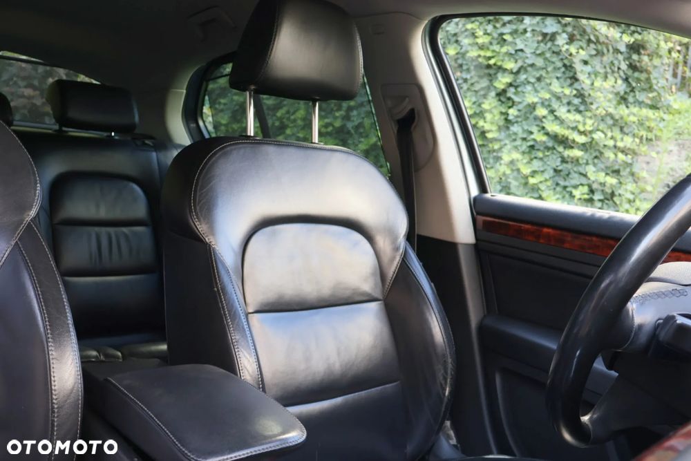 Skoda Superb 2.0 TDI Elegance DSG - 17