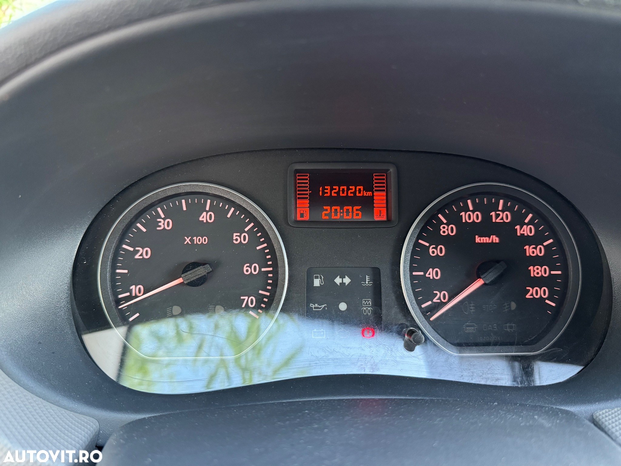 Dacia Sandero 1.2 16V 75 Celebration - 22
