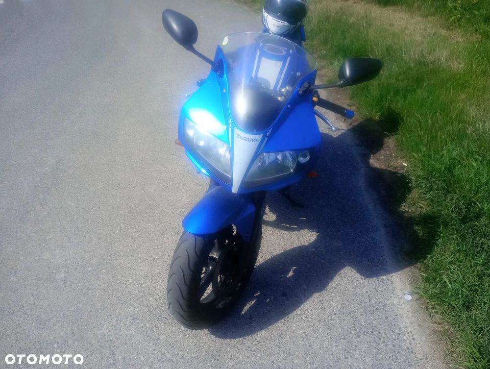 Suzuki SV - 5