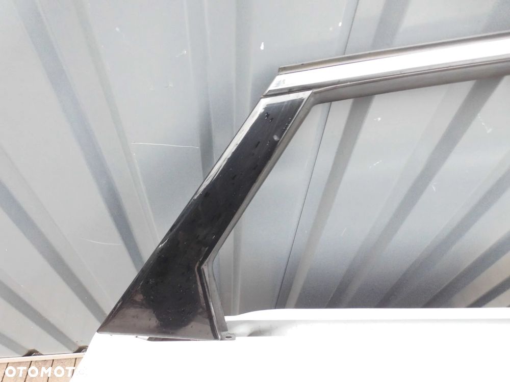DRZWI HYUNDAI I40 KOMBI PRAWE TYLNE BIAŁE NCW ORYGINAŁ - 8