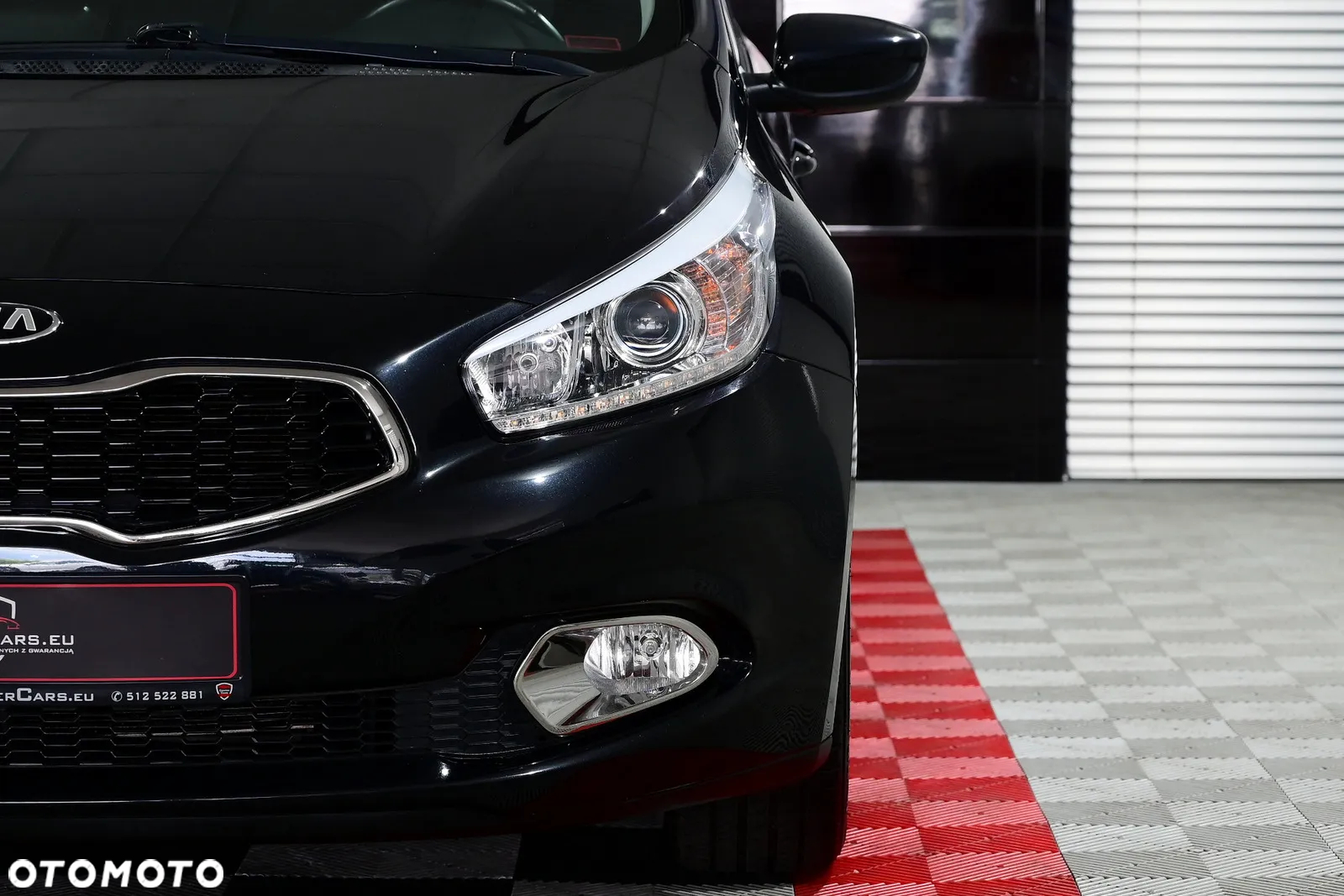 Kia Ceed - 38