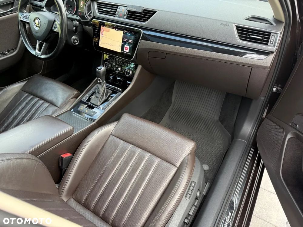 Skoda Superb 2.0 TDI SCR L&K DSG - 22