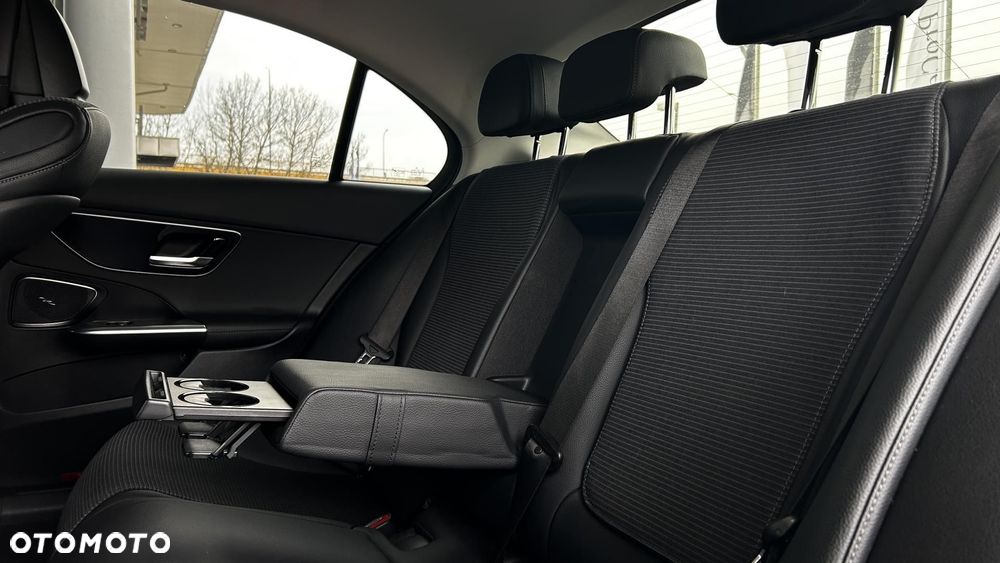 Mercedes-Benz Klasa C - 26