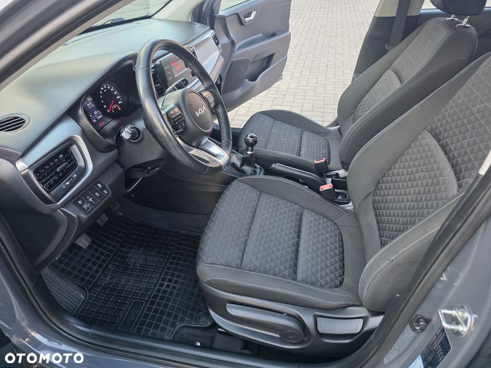 Kia Rio 1.2 M - 10