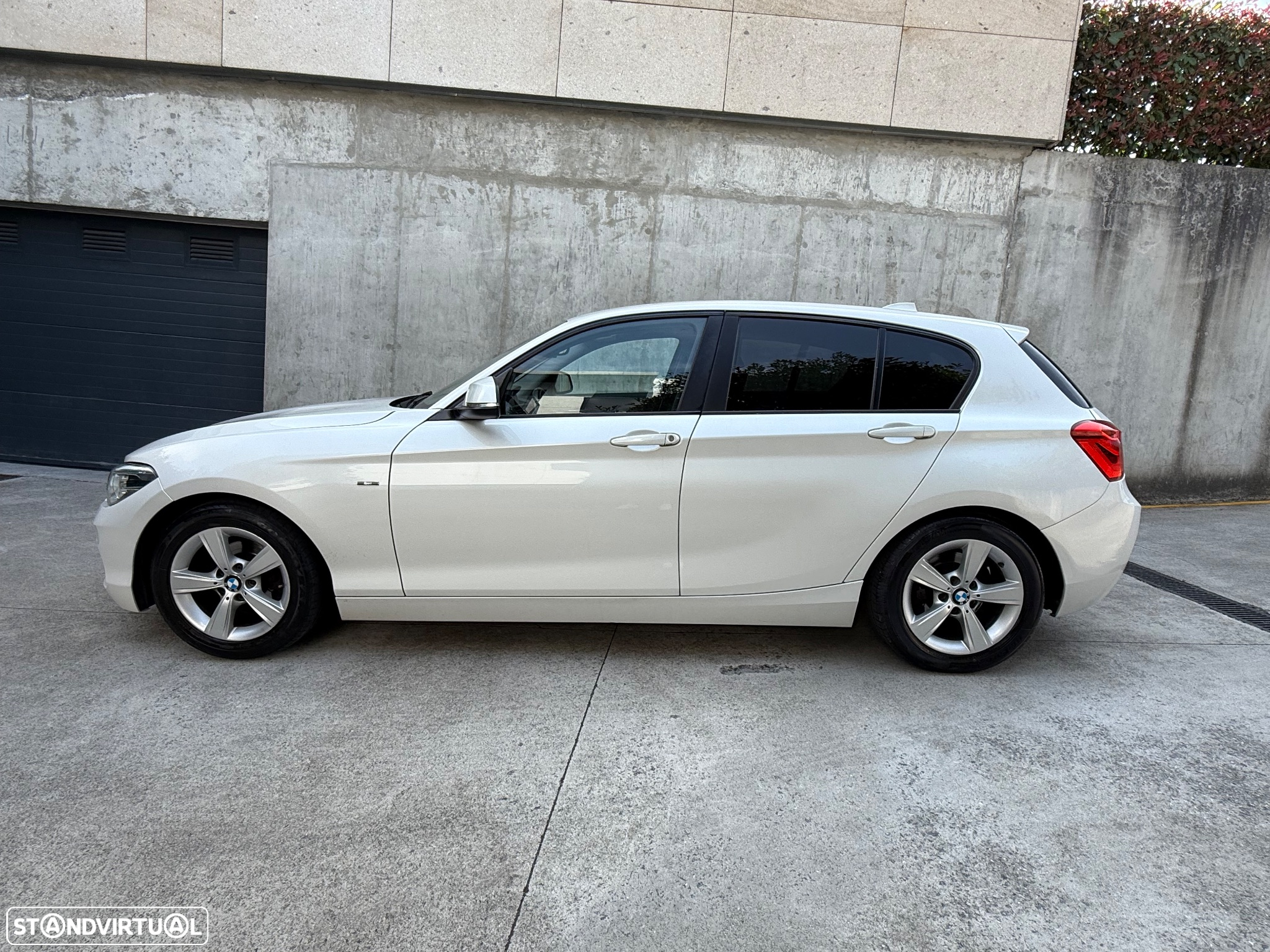 BMW 116 d EDynamics Line Sport - 8