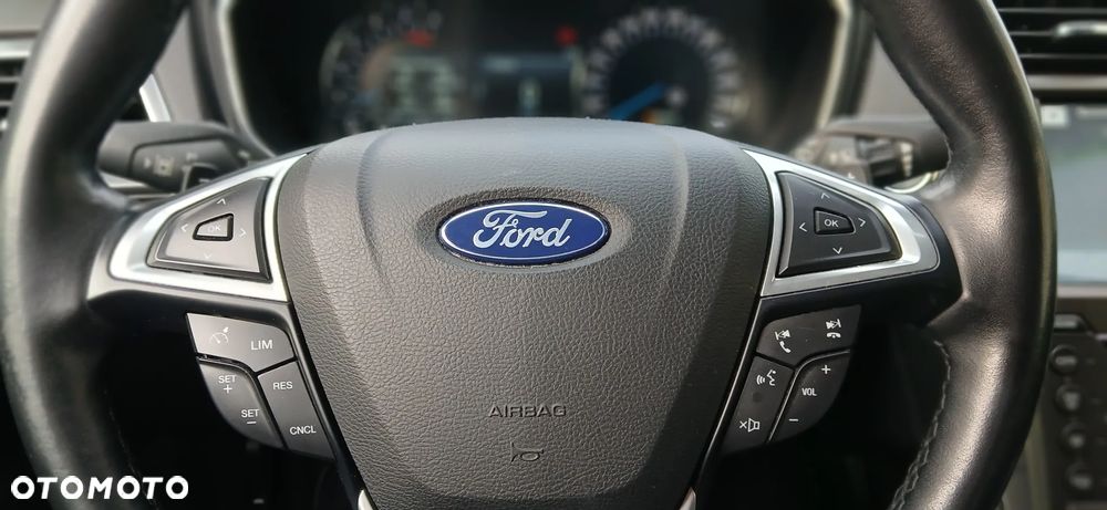 Ford Mondeo 2.0 EcoBlue Titanium - 26