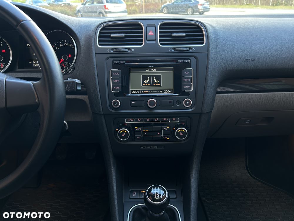 Volkswagen Golf 1.4 TSI Comfortline - 31