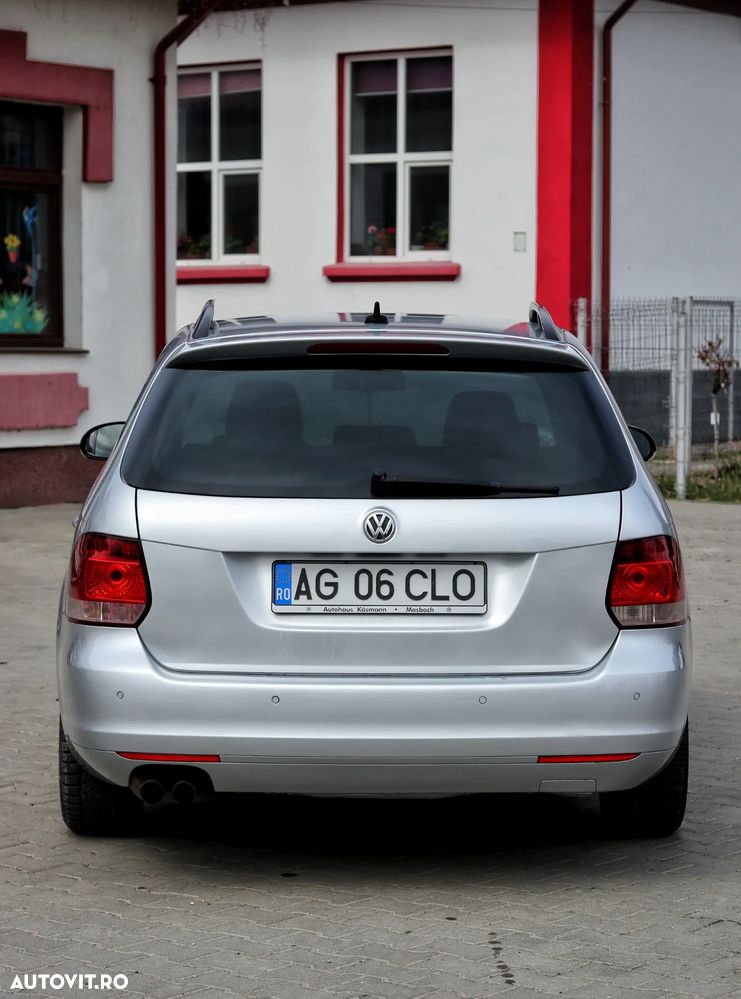 Volkswagen Golf 2.0 TDI DPF DSG MATCH - 4