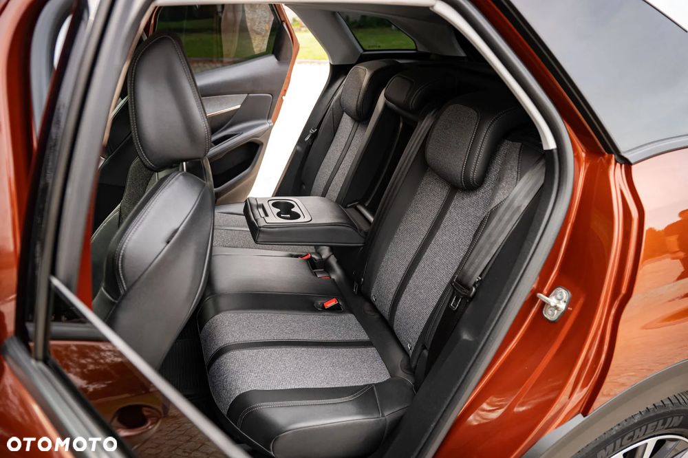Peugeot 3008 BlueHDi 130 Stop & Start Allure - 25