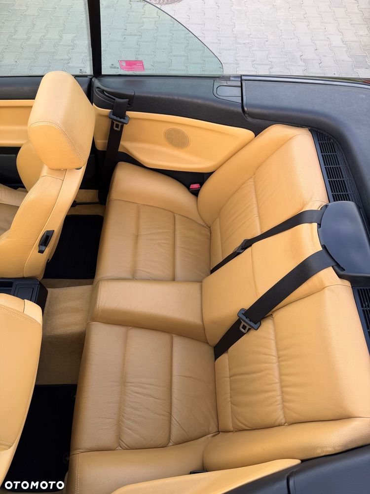 BMW Seria 3 318i - 7