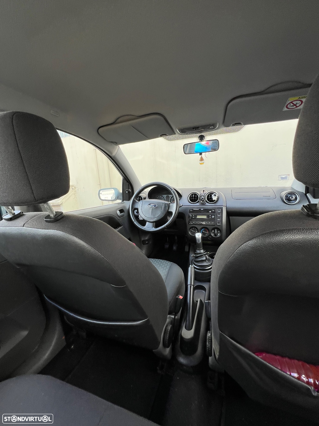 Ford Fiesta - 10