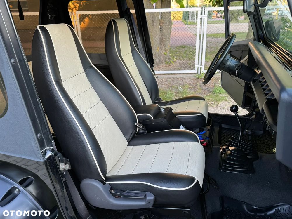 Jeep Wrangler - 14