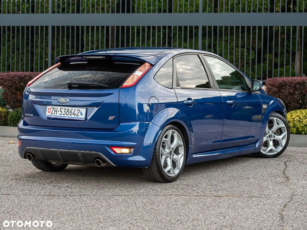 Ford Focus 2.5 ST - 13