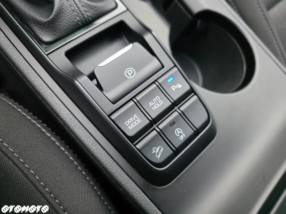 Hyundai Tucson 1.6 T-GDI Style 4WD DCT - 24