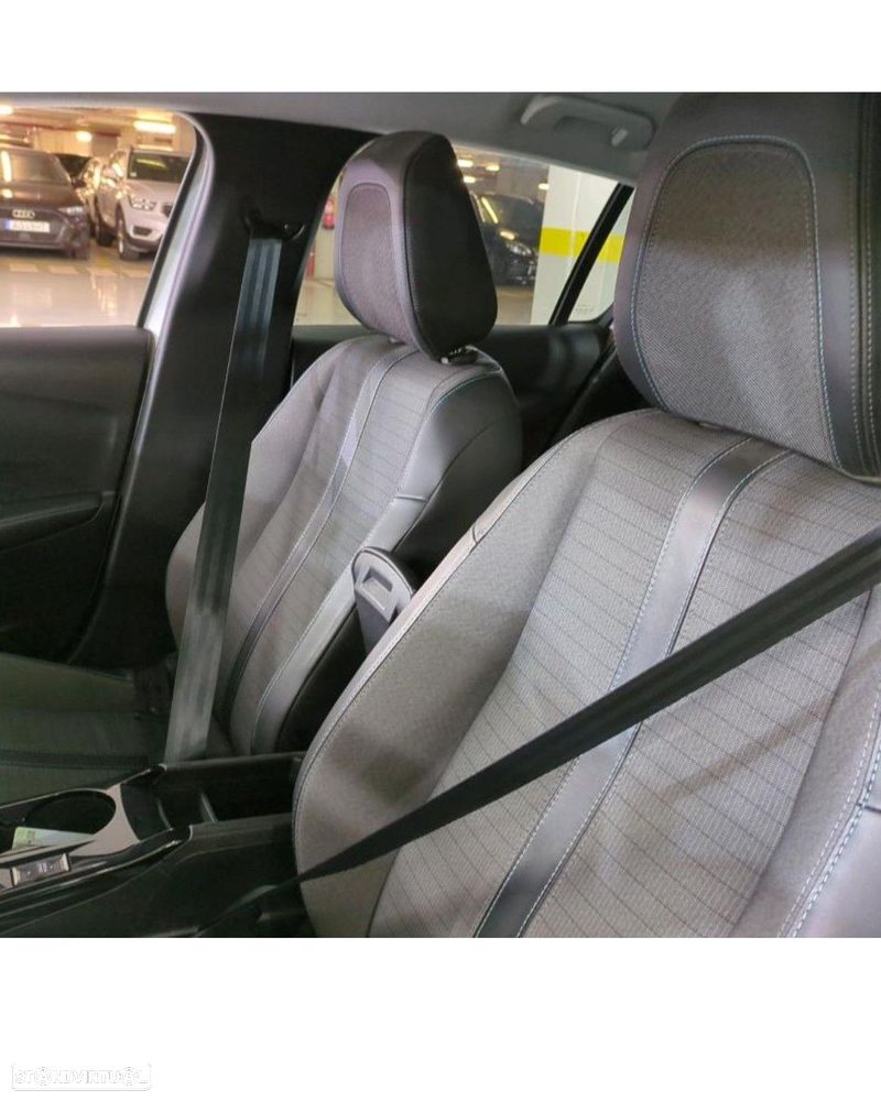 Peugeot e-208 50 kWh Allure - 4