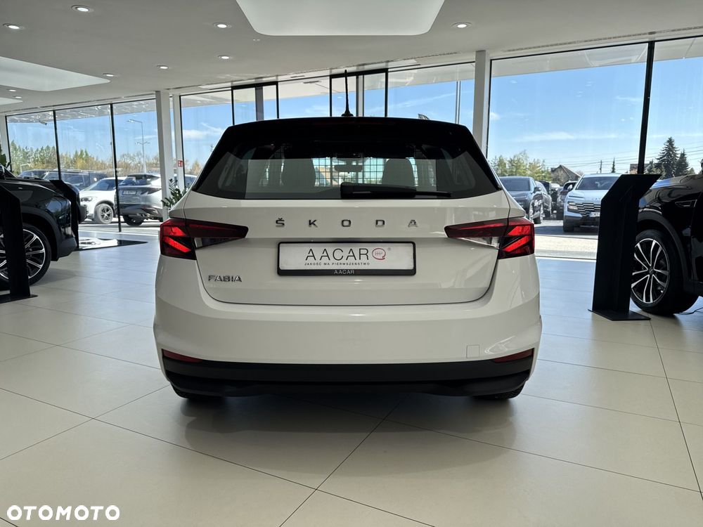 Škoda Fabia - 4