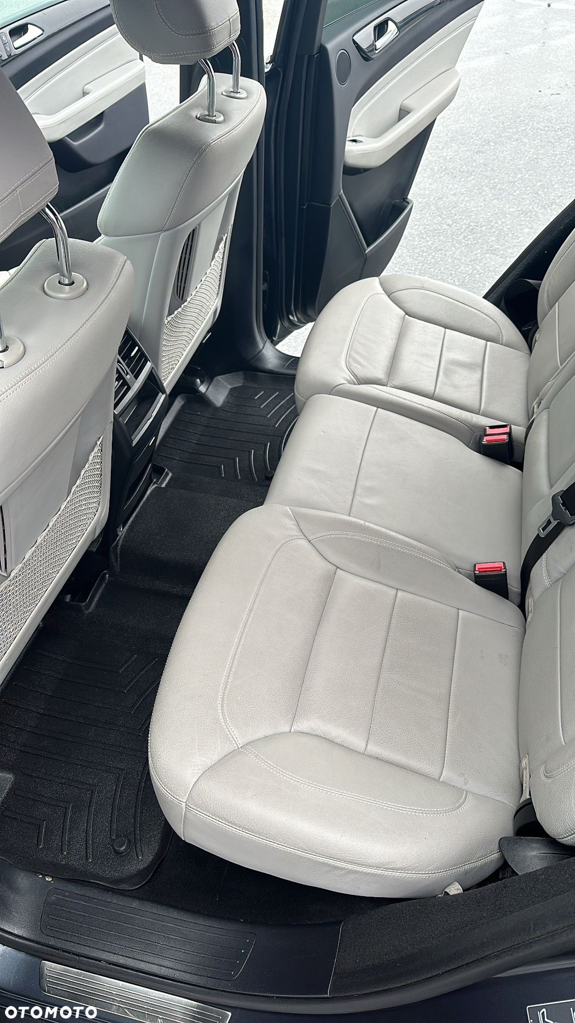 Mercedes-Benz ML 350 BlueTec 4-Matic - 17