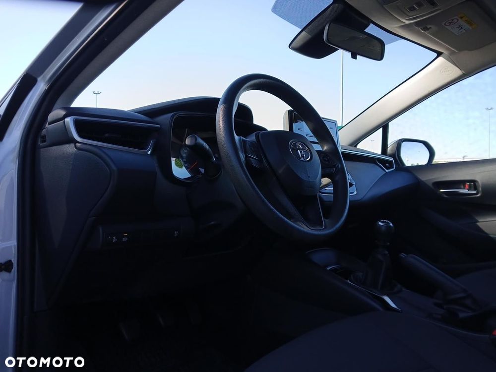Toyota Corolla - 21