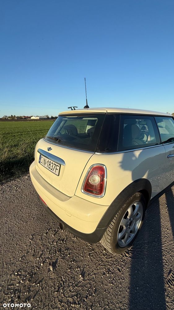 MINI ONE Standard - 9