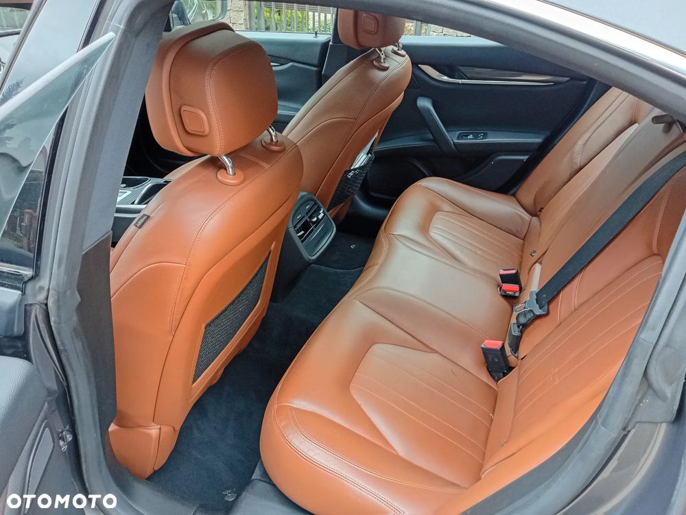 Maserati Ghibli S - 24