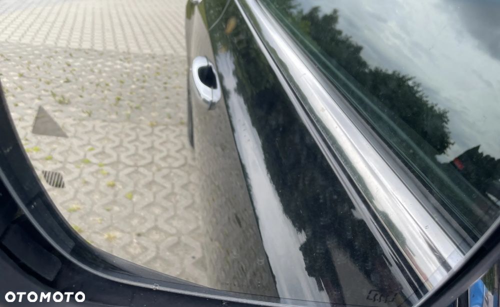 Lancia Thema 3.6 Executive AWD - 10