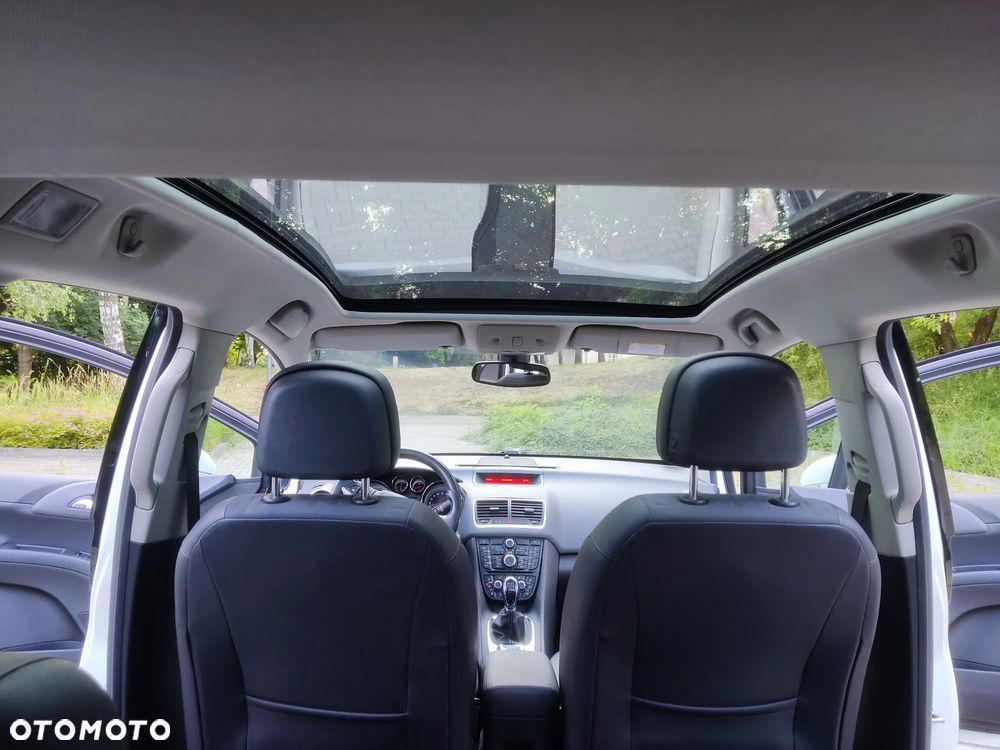 Opel Meriva 1.4 Ecoflex Start/Stop Innovation - 26