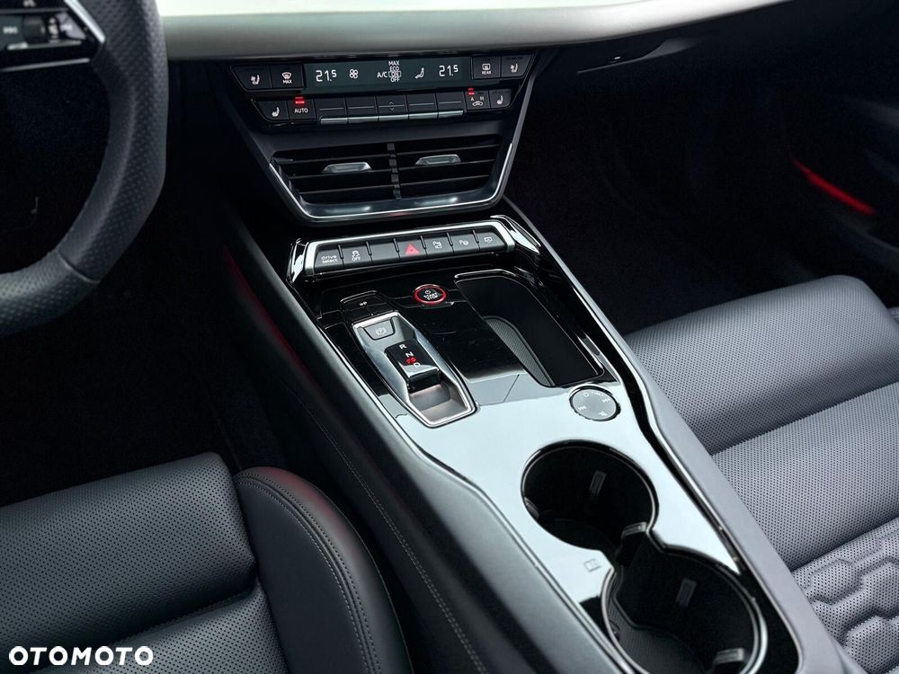 Audi RS e-tron GT - 35