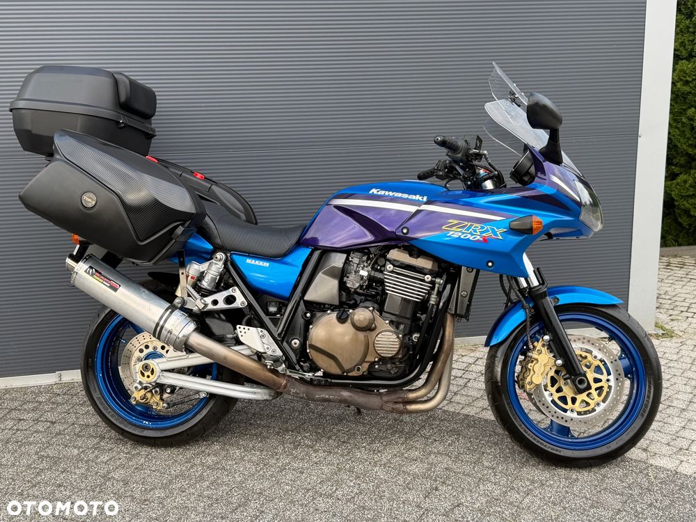 Kawasaki ZRX - 6