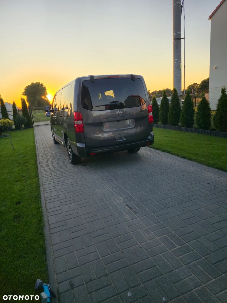 Toyota Proace Verso 2.0 D4-D Medium Family - 17