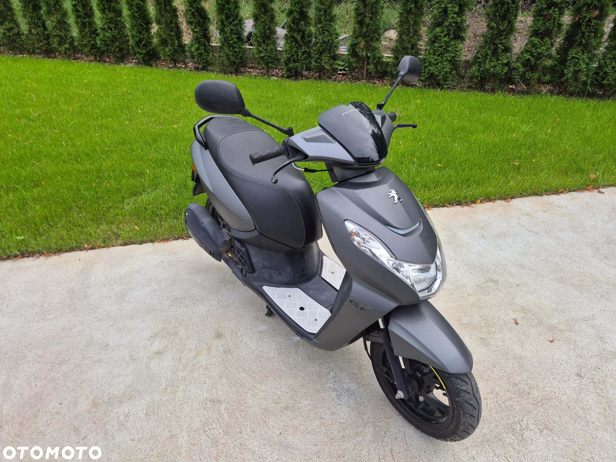 Peugeot Kisbee - 1