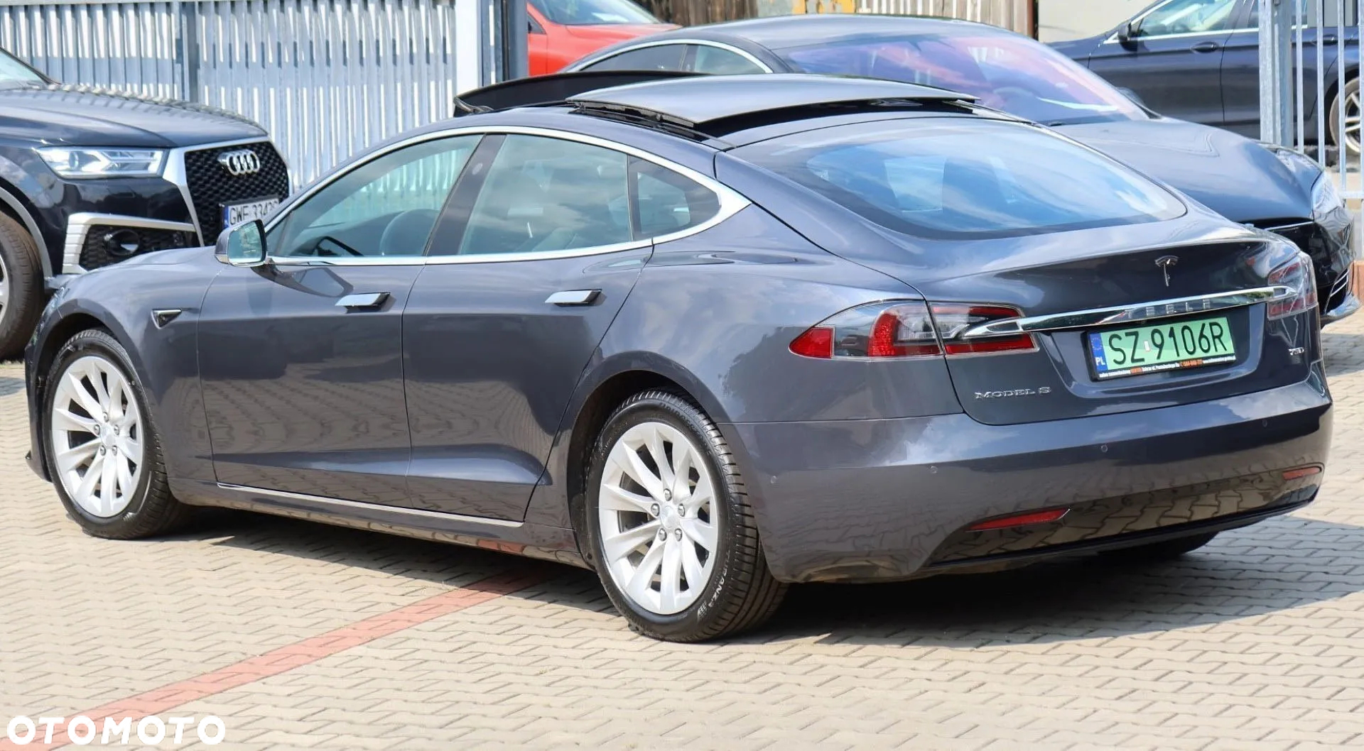 Tesla Model S Long Range Plus - 6
