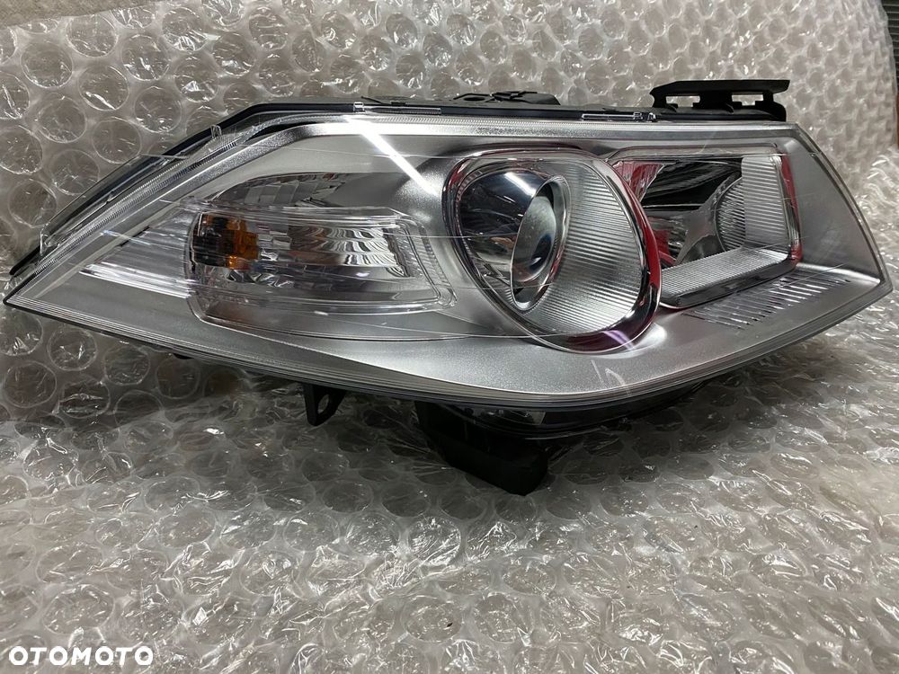 LAMPA PRAWA RENAULT MEGANE II 2 LIFT 260103726R - 2