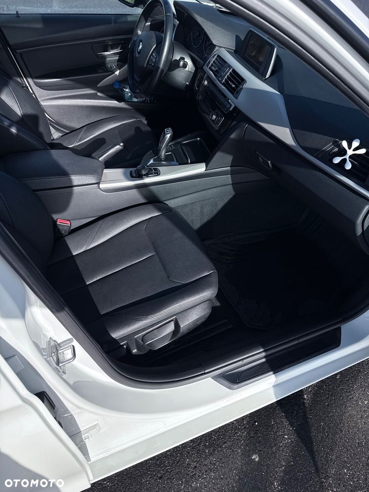 BMW Seria 3 - 13
