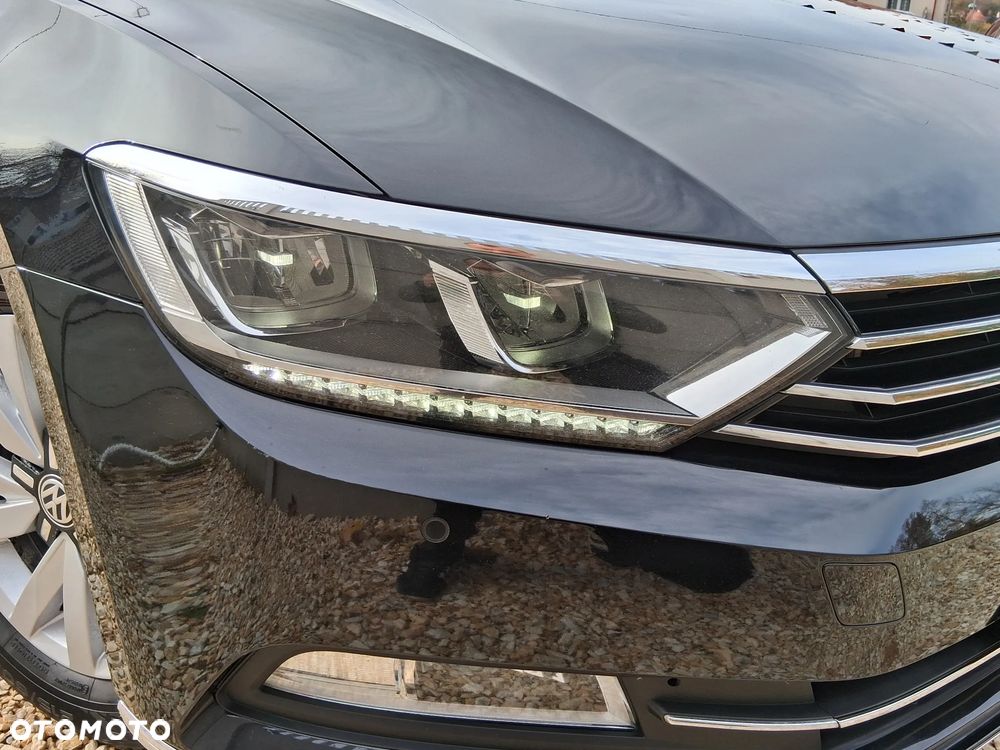 Volkswagen Passat - 26
