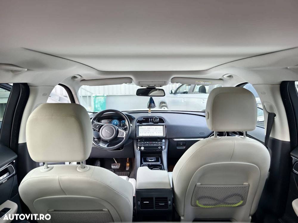 Jaguar F-Pace 25d AWD Prestige - 8