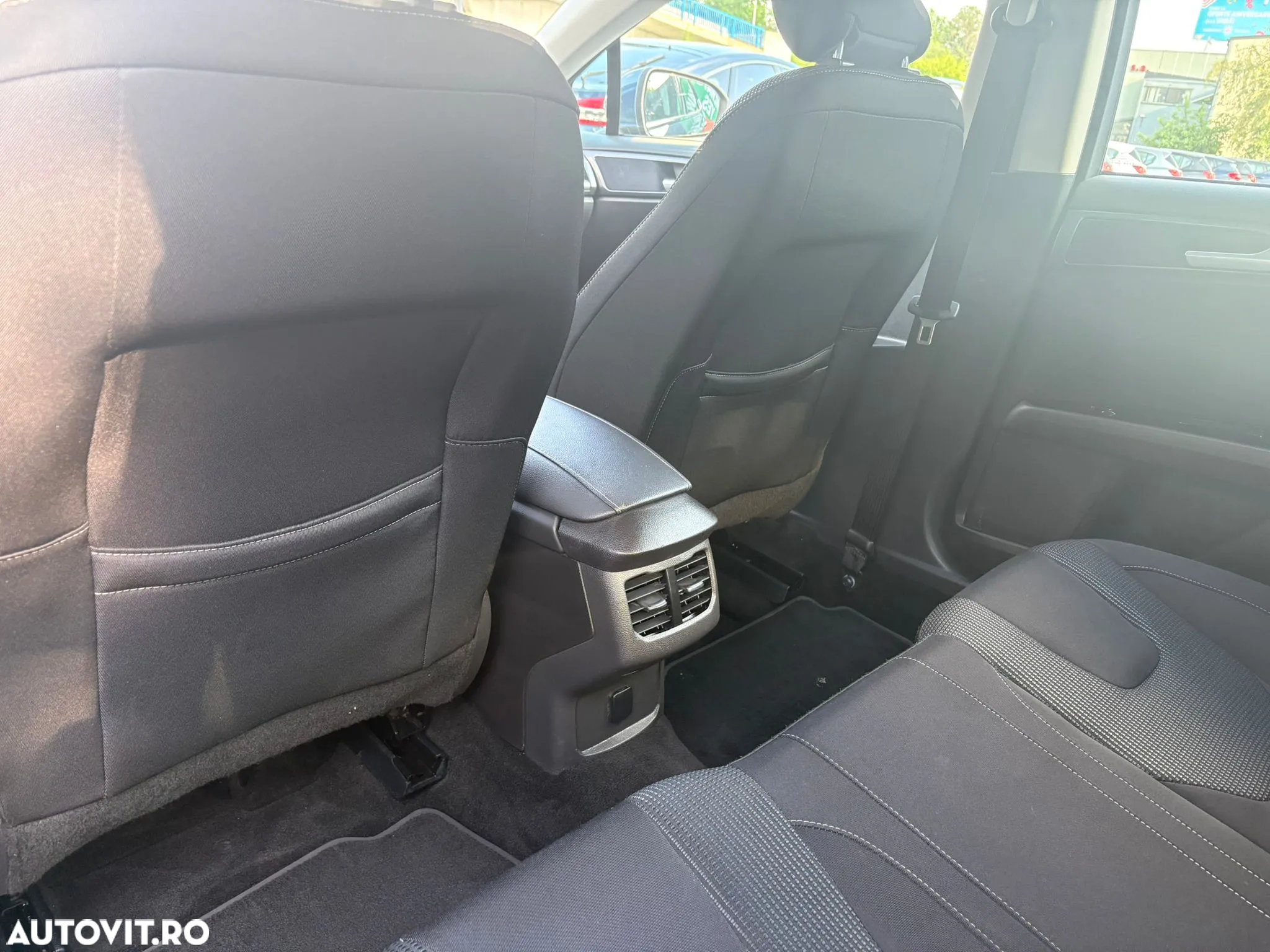 Ford Mondeo 2.0 TDCi Aut. Trend - 11