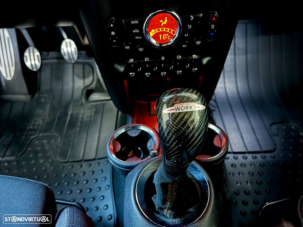MINI Clubman John Cooper Works - 13