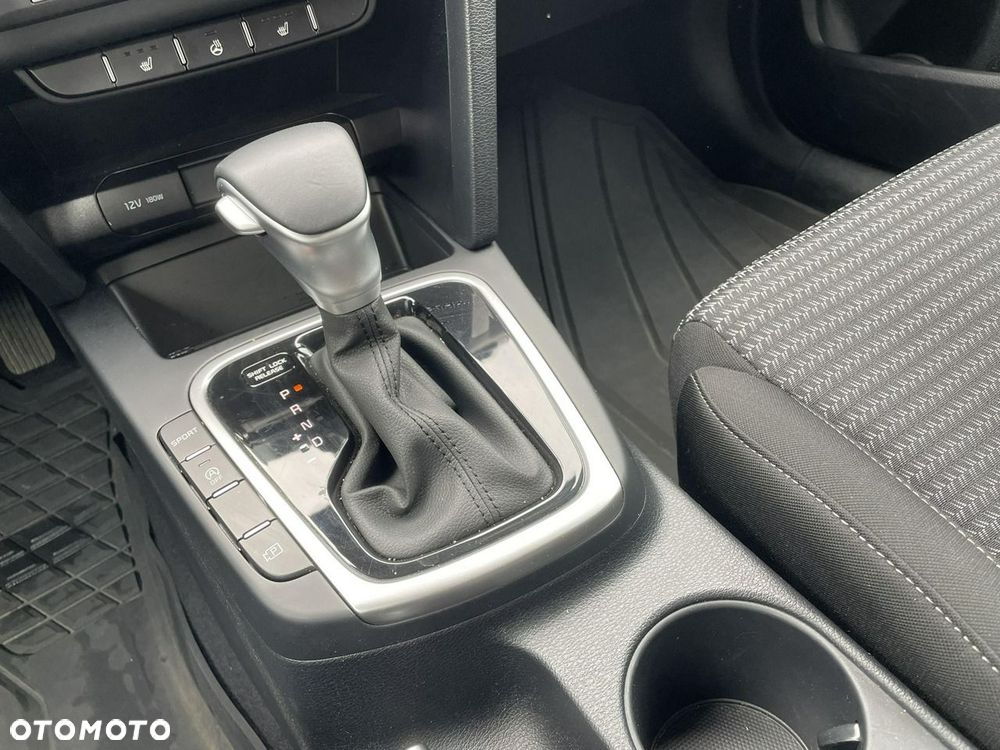 Kia XCeed - 15