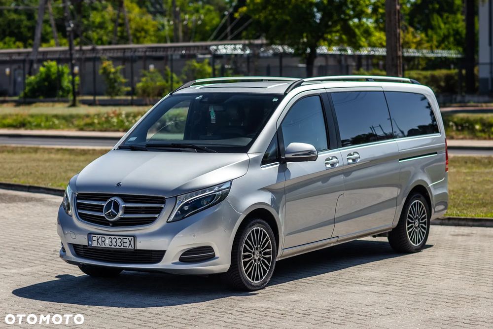 Mercedes-Benz Klasa V - 2