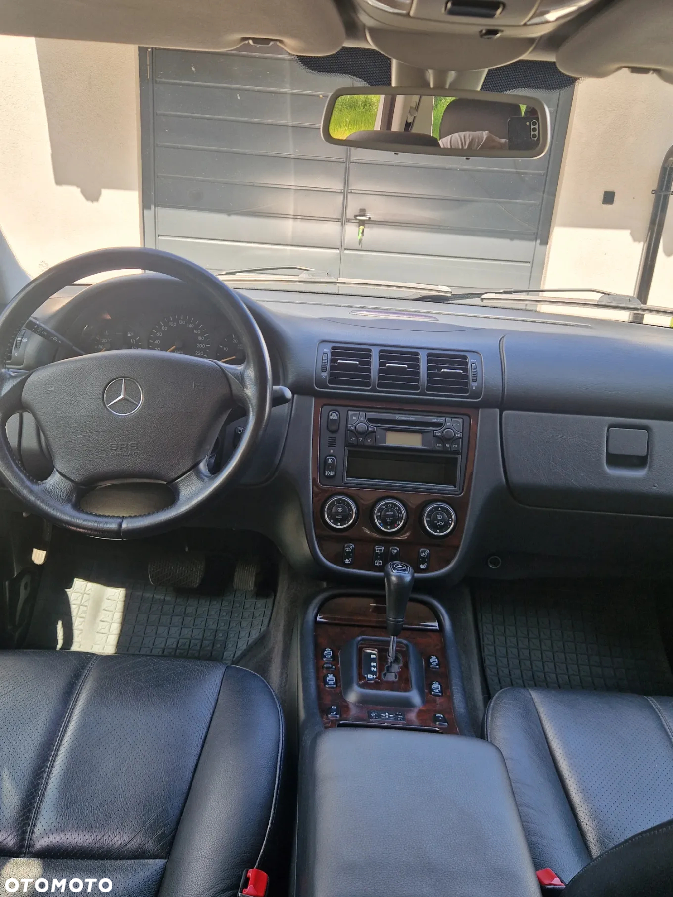 Mercedes-Benz ML - 11