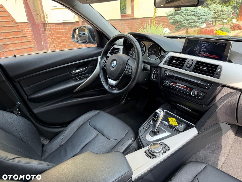 BMW Seria 3 320d Efficient Dynamics Edition Luxury Line - 30