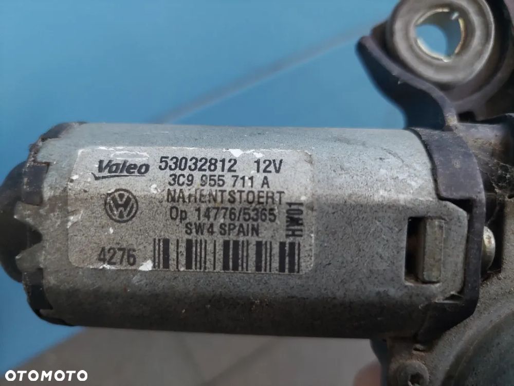 Silniczek wycieraczki tył VW Passat B6 - 3