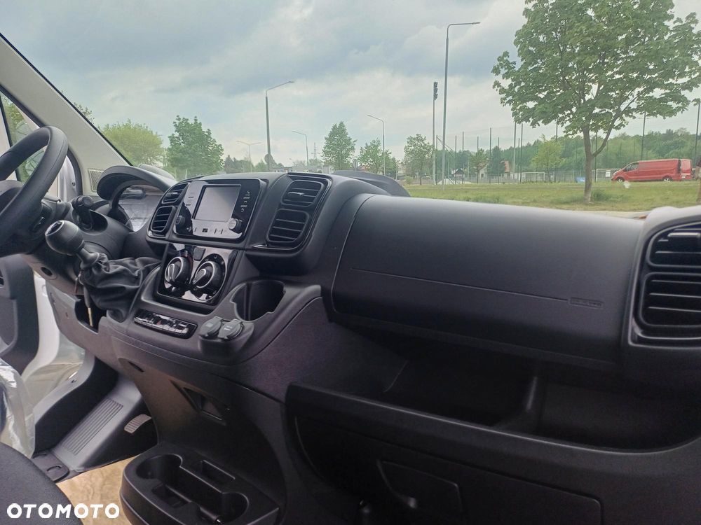 Toyota Proace Max - 12