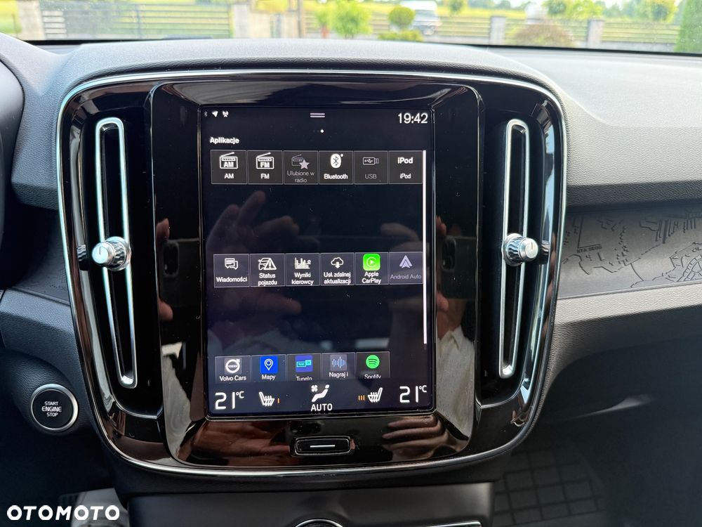 Volvo XC 40 T3 Momentum - 17