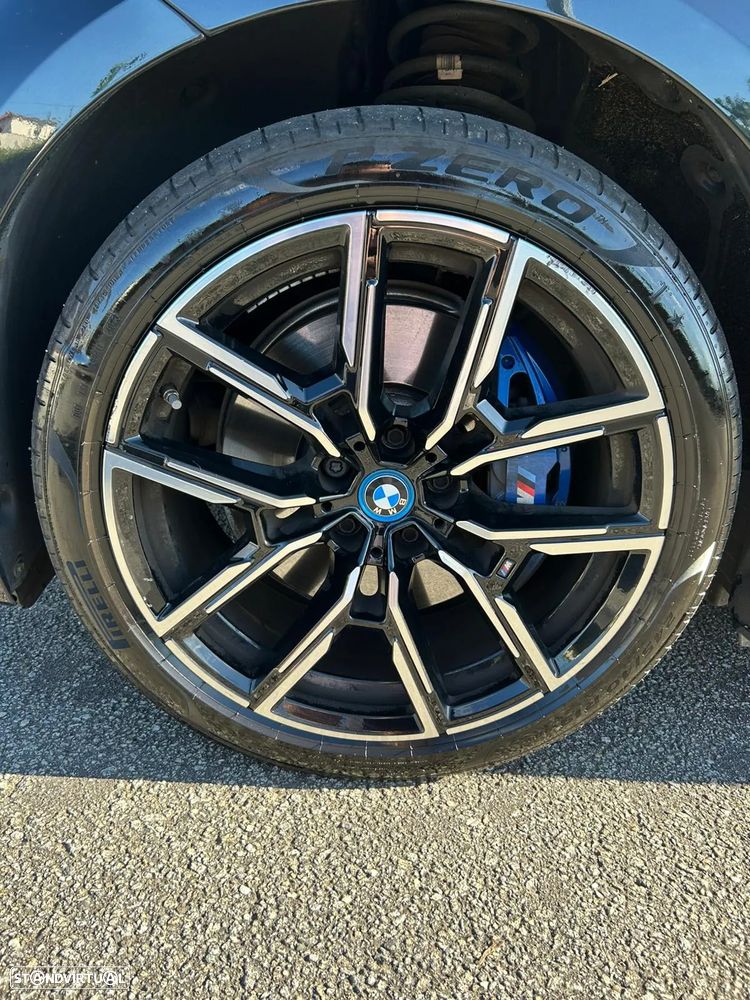 BMW i4 eDrive35 Pack Desportivo M Pro - 3